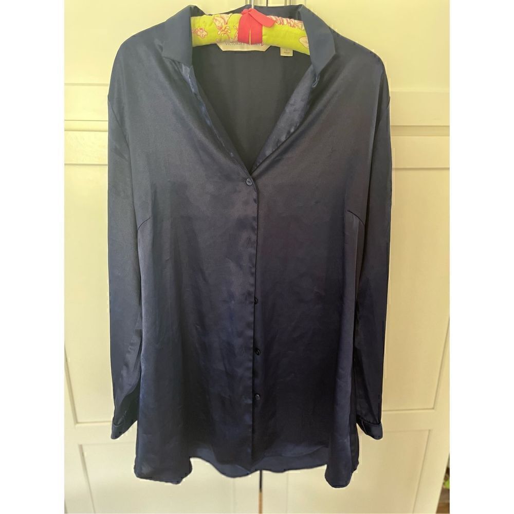 Vintage Victoria’s Secret Women’s Silky Navy Night Shirt Sz L Button Up